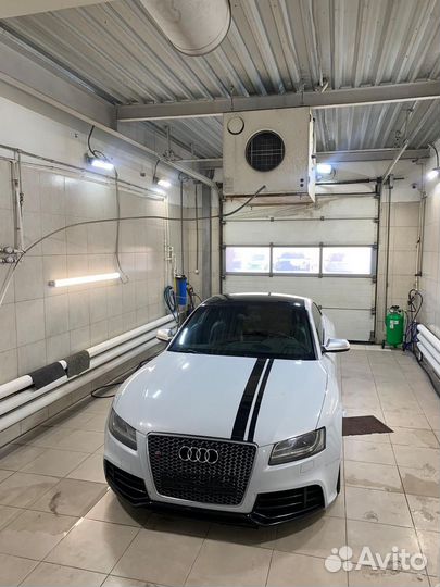 Audi RS5 4.2 AMT, 2011, 108 300 км