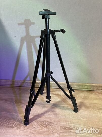 Мольберт тренога