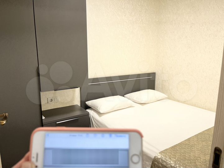 2-к. квартира, 54 м², 4/10 эт.