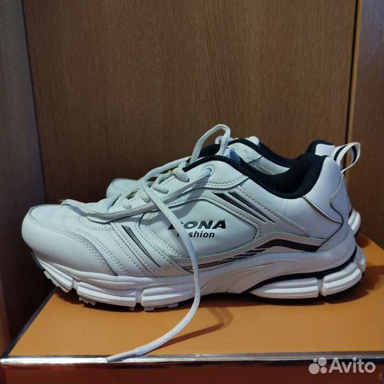 Кроссовки мужские