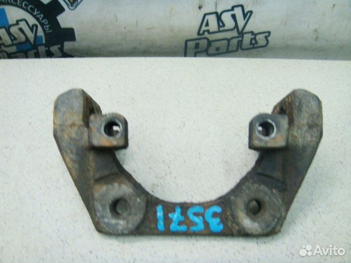 Скоба суппорта задняя Bmw X5 E53