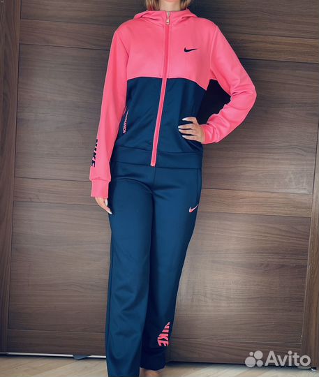 Костюм спортивный женский 44 размер