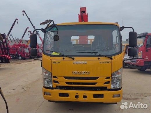 Isuzu Elf с КМУ, 2024