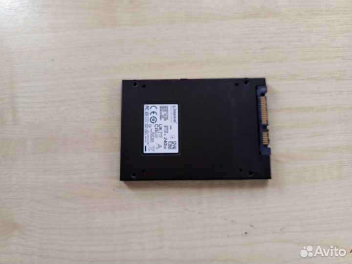SSD Диск на 240 гб