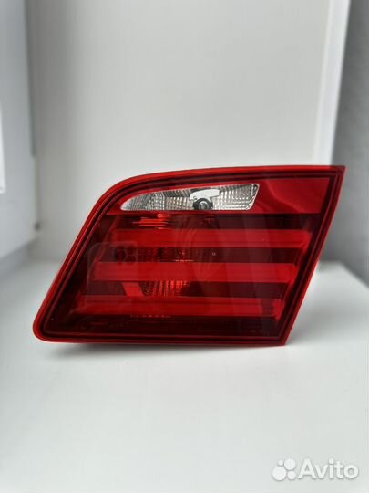 Фонарь задний в крышку багажника bmw 5 f10
