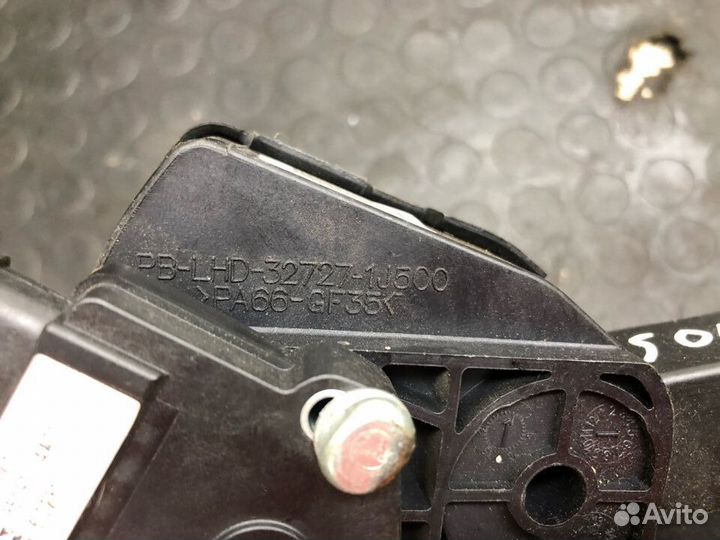 Педаль газа Hyundai Solaris I