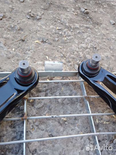 Рычаг передний Mitsubishi Outlander C-Crosser