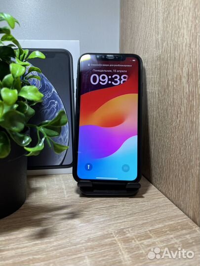 iPhone Xr, 64 ГБ