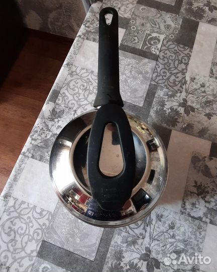 Ковш с ручкой