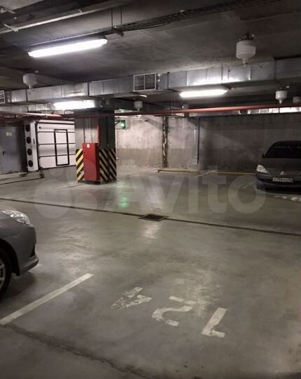 Машиноместо, 14 м²