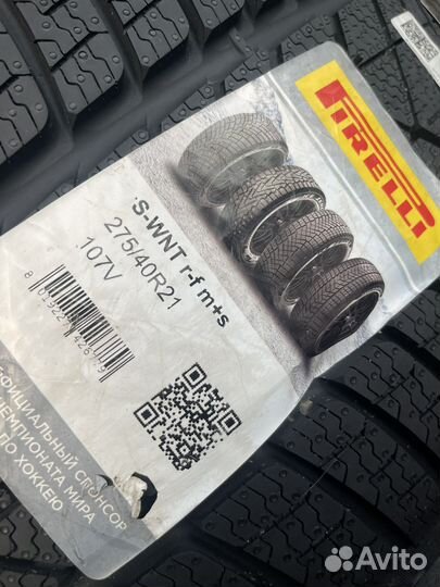 Pirelli Scorpion Winter RFT 275/40 R21 и 315/35 R21 V