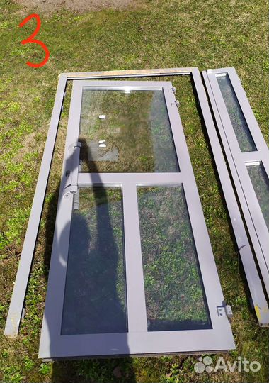 Двери алюминиевые бу однопольные/двупольные