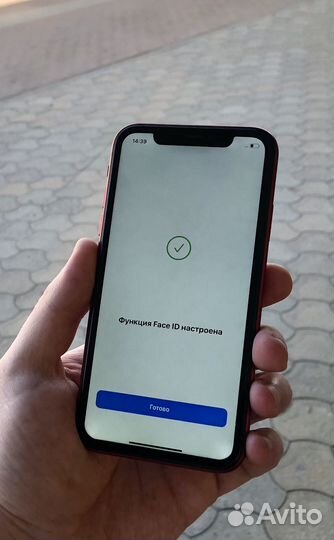 iPhone Xr, 64 ГБ