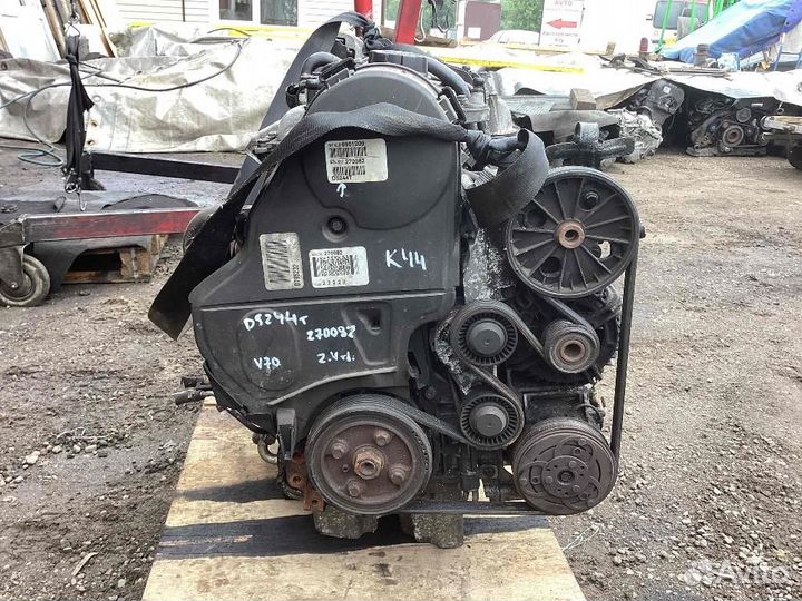 Двигатель Volvo V70 D5244T