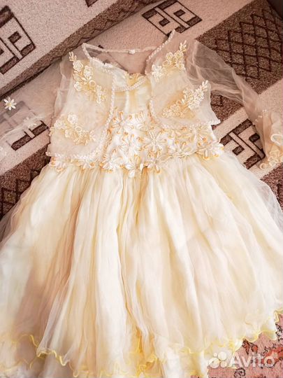 Нарядное платье для девочки 110 116