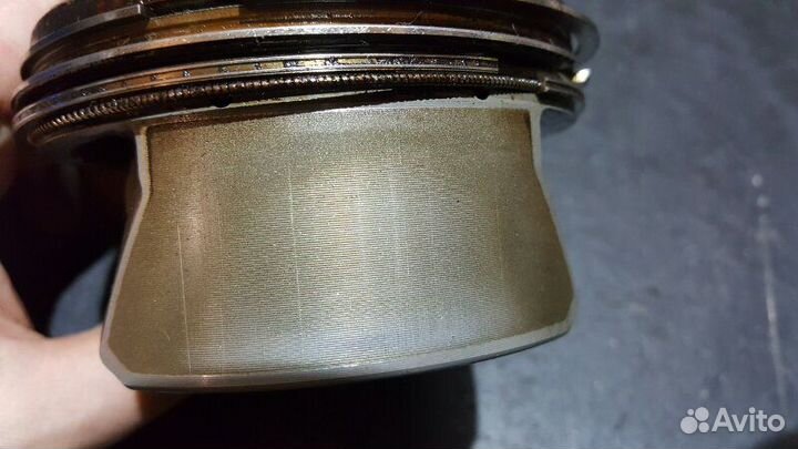 Поршень правый Porsche Cayenne 957 GTS M48.01 2008