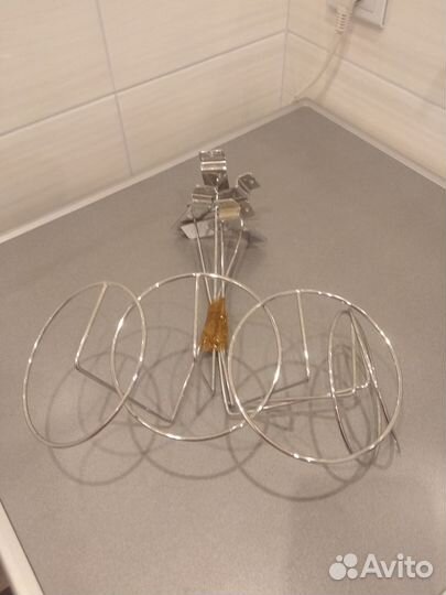 Вешалки-стойки для головных шапок и беретов