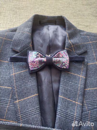 Мужской костюм тройка