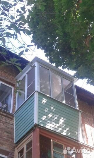 Остекление балкона и установка пластиковых окон