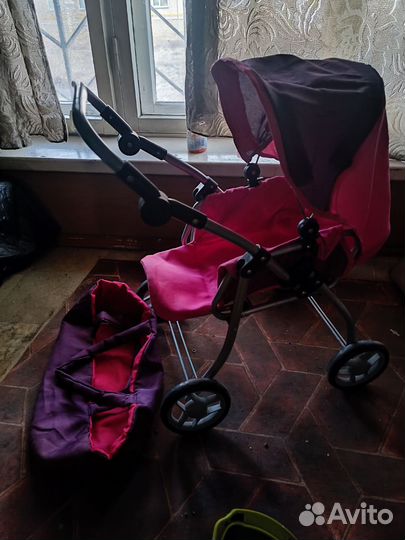 Коляска для кукол