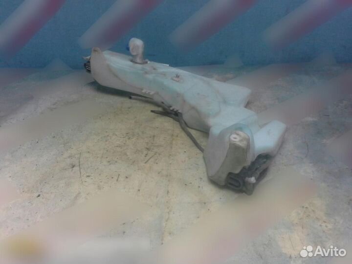 Бачок омывателя лобового стекла Ford Focus II 2005