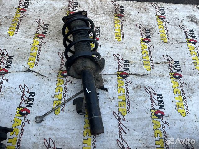 Амортизатор передний левый Ford Focus 2 поколение