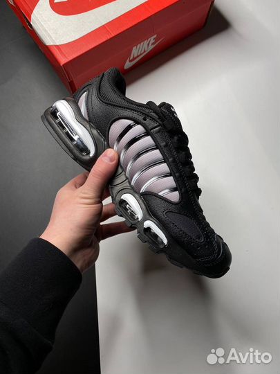 Кроссовки Nike Air Max Tailwind 4
