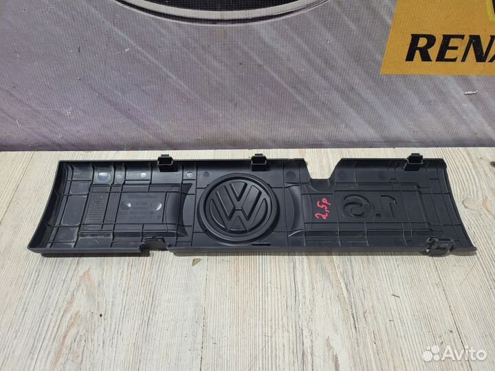 Крышка накладка двигателя декоративная Volkswagen