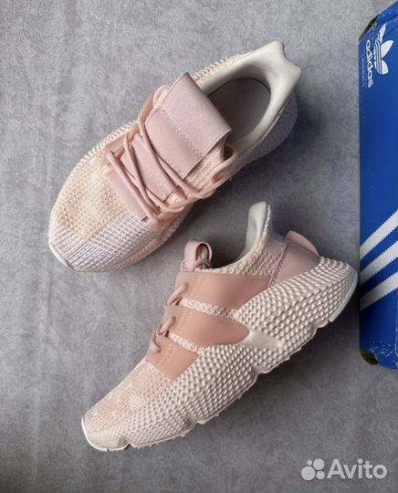 Кроссовки женские, для девочки adidas новые