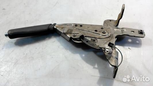 Рычаг ручного тормоза (ручник) nissan navara D40