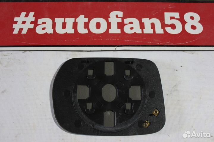 Зеркальный элемент Honda Pilot 2003 - 2008