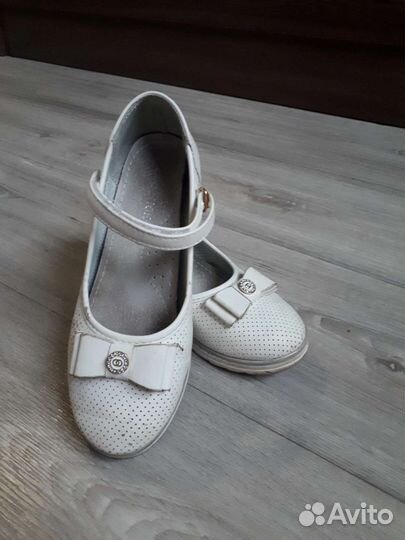 Обувь на девочку