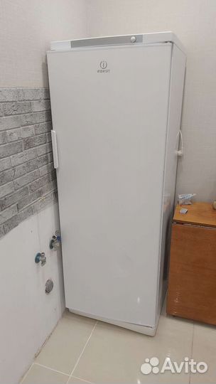 Морозильная камера indesit, б/у
