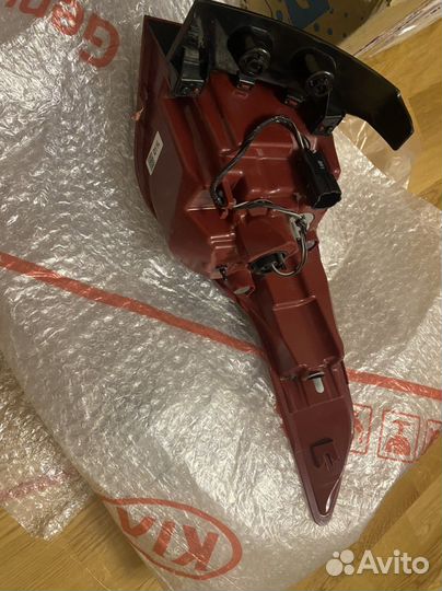 Левый фонарь на Kia Seltos