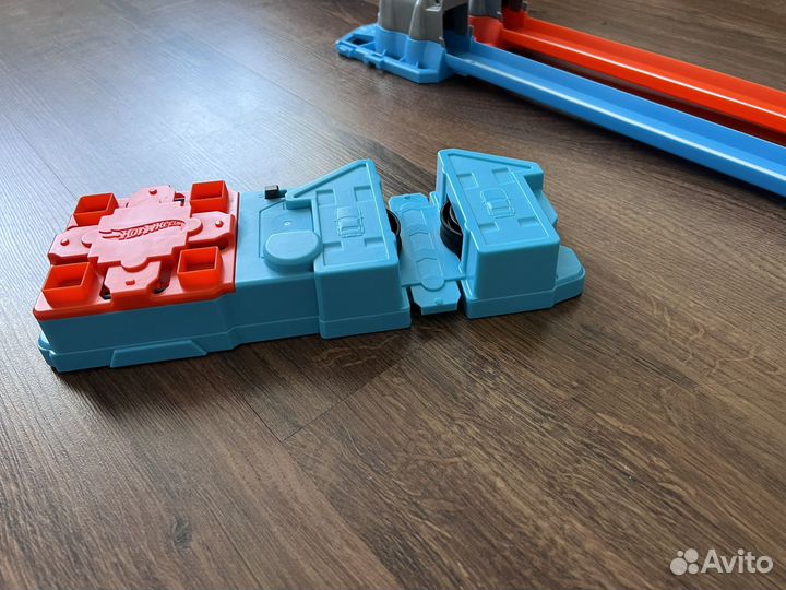 Hot wheels трек
