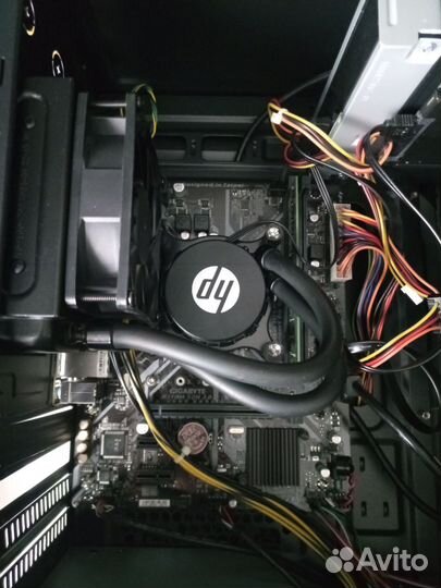 Системный блок i5, 8Gb 512SSD на водяном охлаждени