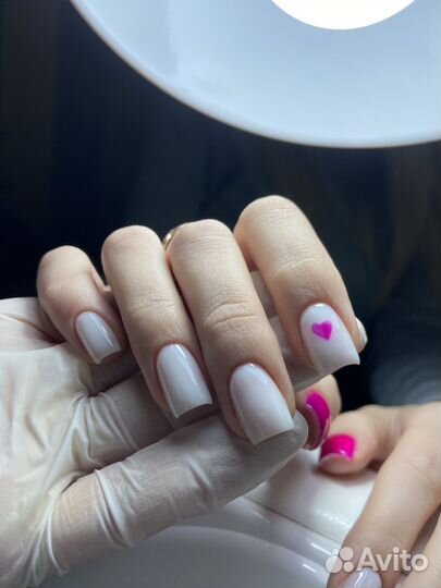 Маникюр, покрытие гель лаком, укрепление гелем