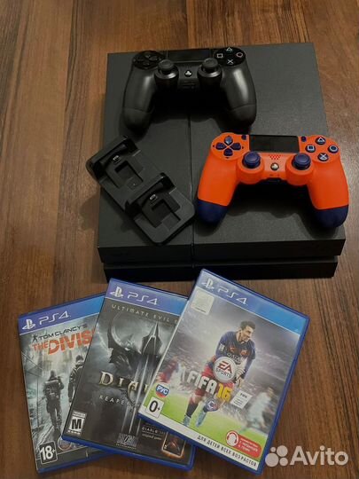 Play station 4 slim