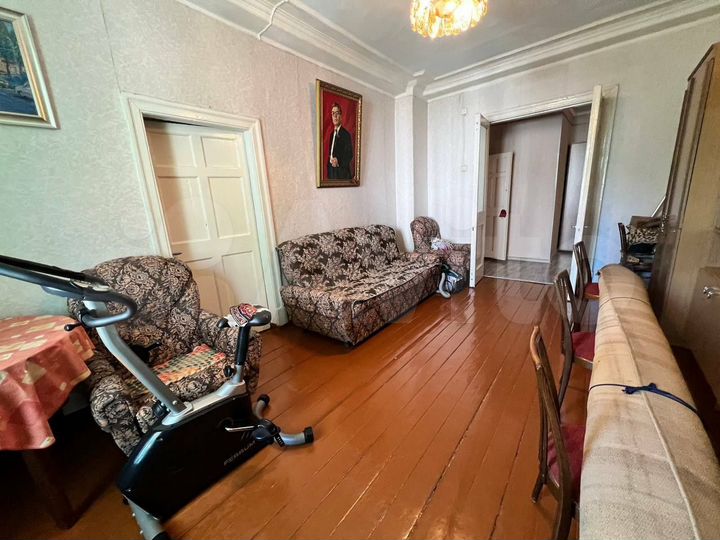 4-к. квартира, 96 м², 3/5 эт.