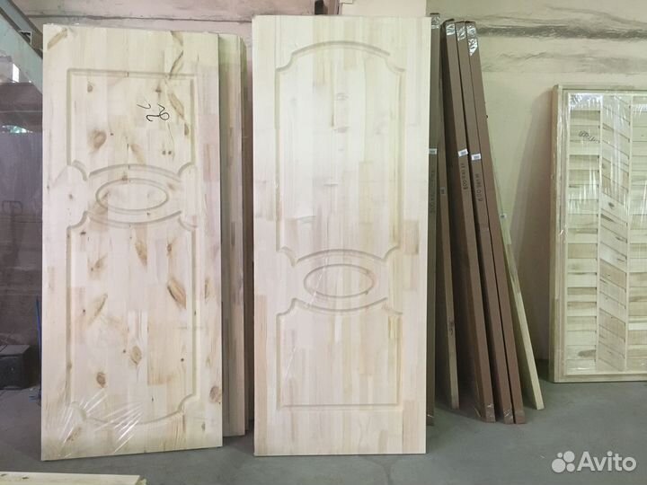 Двери из массива