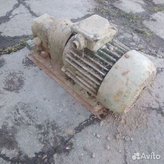 380 Электродвигатель электронасос