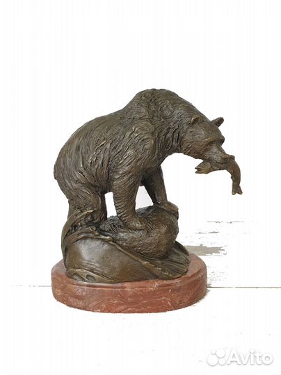 Бронзовая статуэтка 