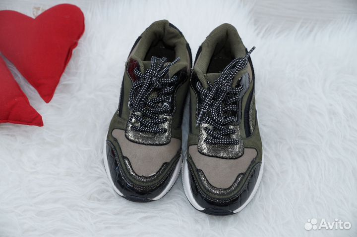 Кроссовки для девочки graceland