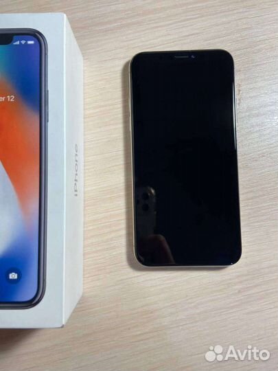Телефон iPhone X 64/71 RU/A