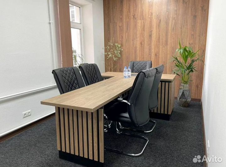 Стол с брифингом / брифом Максимус