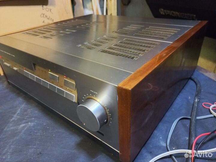 Усилитель Yamaha AX-2000