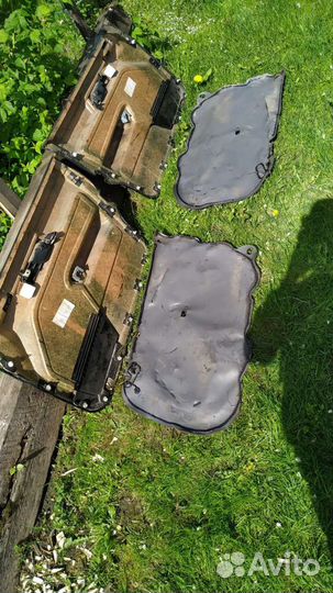 BMW e34 передние дверные карты (левая +правая)