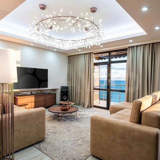 2-к. апартаменты, 70 м², 9/12 эт.