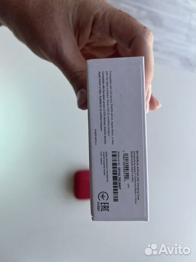 Беспроводные наушники apple airpods