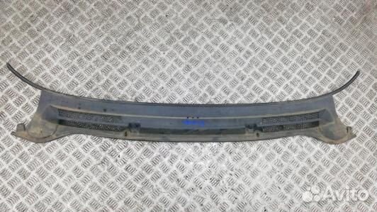 Накладка декоративная (жабо, дождевик) opel astra